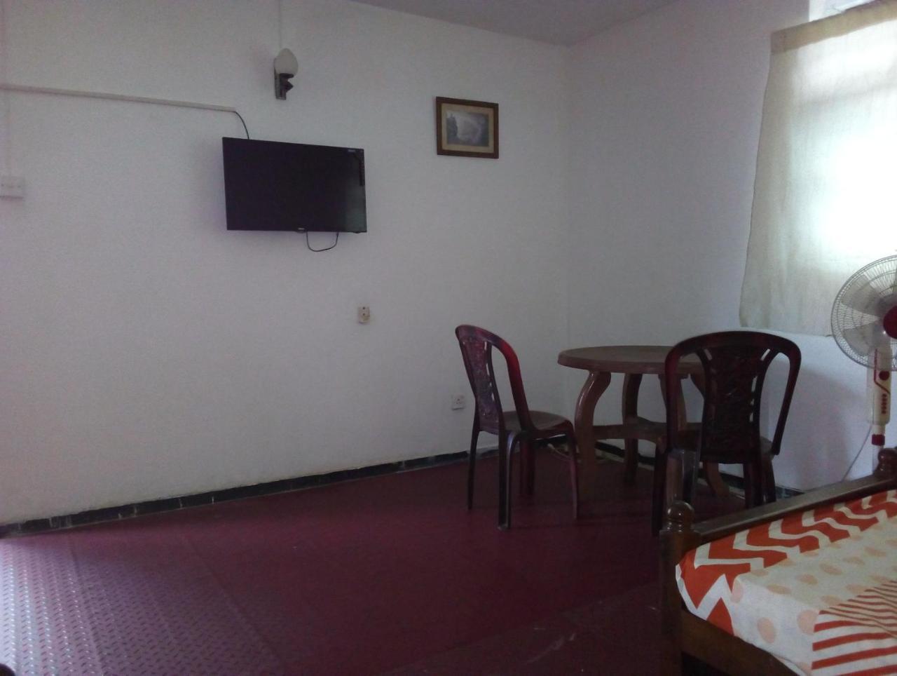 Randi Homestay In Negombo Ngoại thất bức ảnh