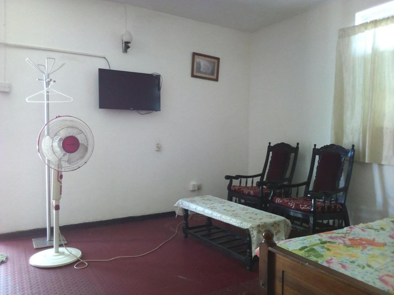 Randi Homestay In Negombo Ngoại thất bức ảnh