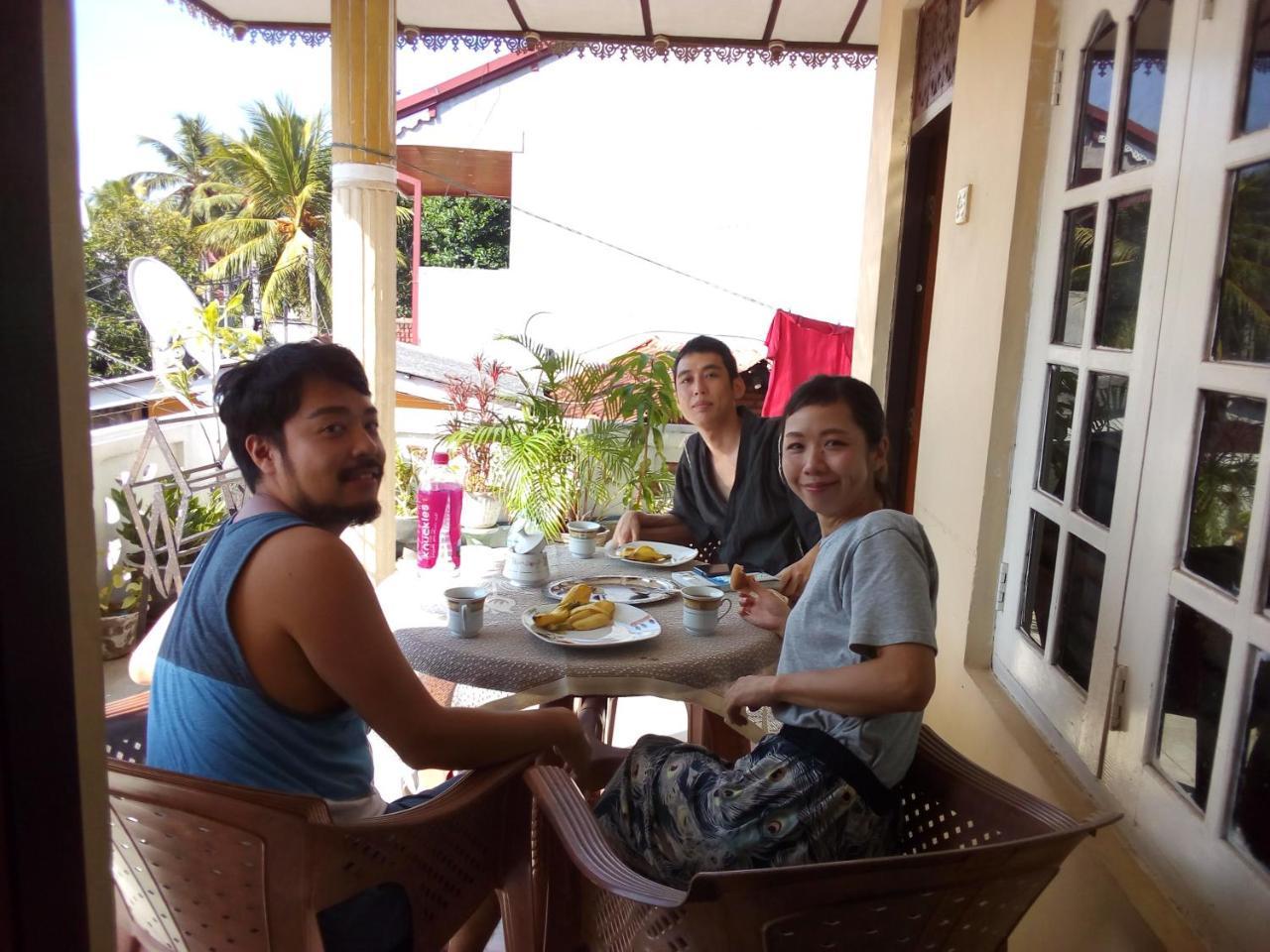 Randi Homestay In Negombo Ngoại thất bức ảnh